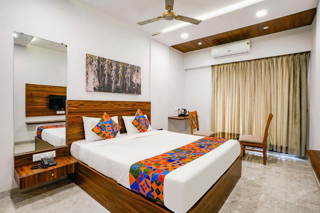 Fabhotel Swaraj Shirgaon  Exterior photo